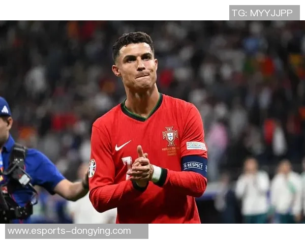 全球足坛排名前三十球星解析 聚焦最具实力与影响力的顶级球员